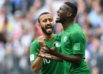 Saudi Arabian show their anger out players after missing out on a goal