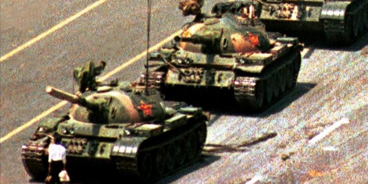 Chinese citizens remember Tiananmen 'Tank Man' - OrissaPOST
