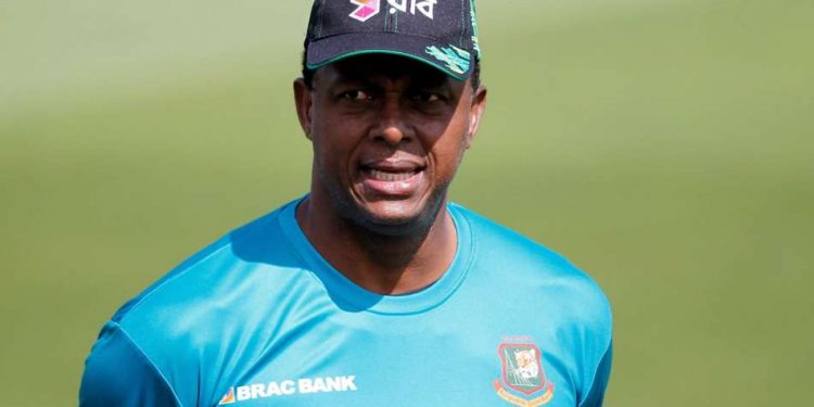 Courtney Walsh