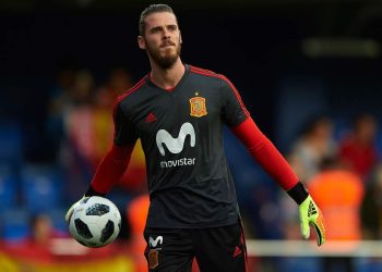 Spain goalkeeper David de Gea has demanded a public apology from Spanish PM