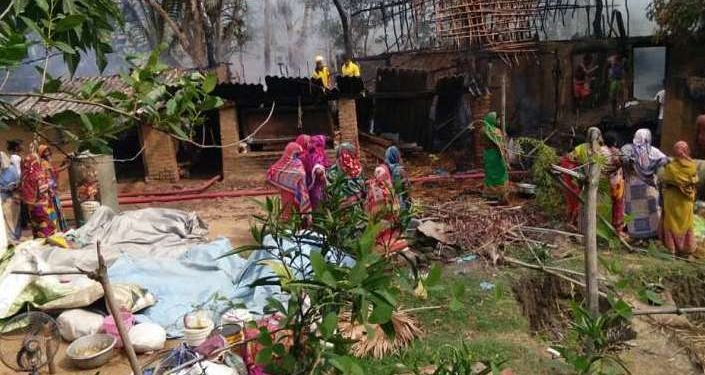 Fire engulfs ten rooms