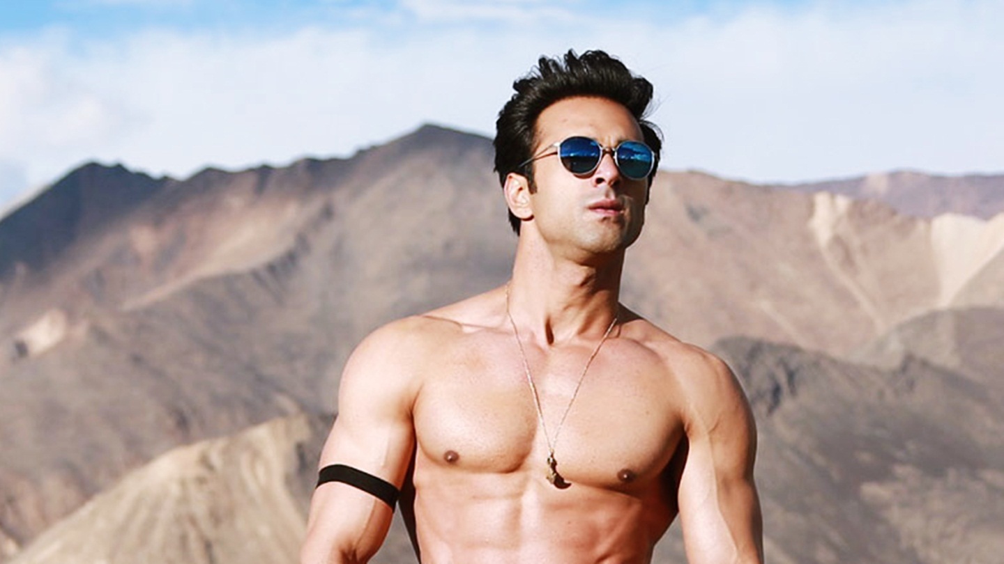 Pulkit Samrat gets vaccinated for Covid-19 - OrissaPOST