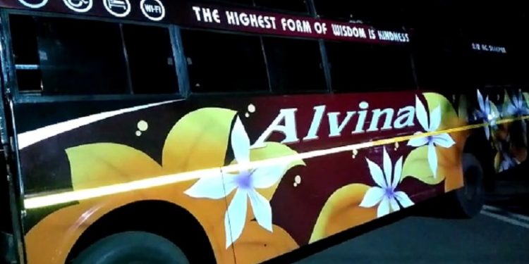 Bus conductor assaults woman passenger