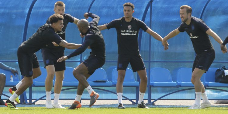 (From L)  Dele Alli, Eric Dier, Fabian Delph, Trent Alexander-Arnold and Harry Kane attend England's training in Zelenogorsk near St. Petersburg, Russia