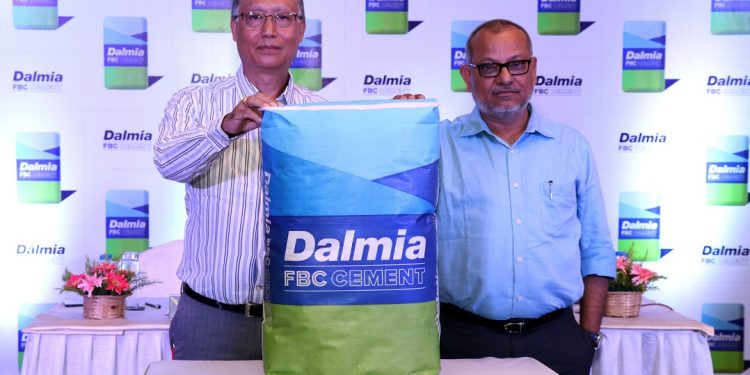 Senior Executive Director, group marketing and communications, Dalmia Bharat Group BK Singh (L), and Executive Director, sales and marketing (East), Indrajit Chatterji (R) launch Dalmia FBC Cement.