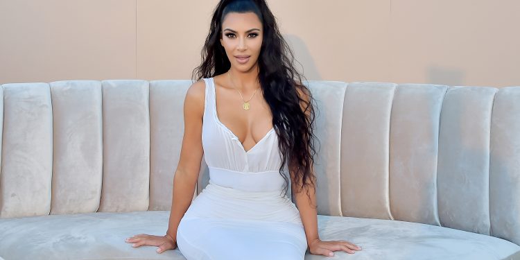 LOS ANGELES, CA - JUNE 30:  Kim Kardashian West attends KKW Beauty Fan Event at KKW Beauty on June 30, 2018 in Los Angeles, California.  (Photo by Stefanie Keenan/Getty Images for ABA)
