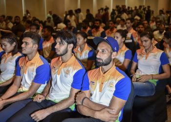 Sardar Singh (extreme right) and other members of the Indian contingent during the send off ceremony Friday in New Delhi 