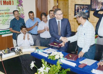 The MoU being signed in the presence of Health Minister Pratap Jena