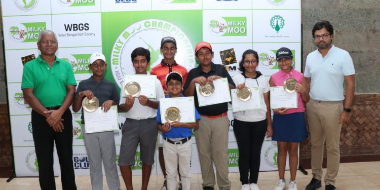 Winners of various segments in the Milky Moo Odisha Juniors golf tournament pose with their trophies and certificates along with dignitaries at the Bhubaneswar Golf Club, Saturday. Srikumar Misra, founder of Milk Mantra is to the extreme right