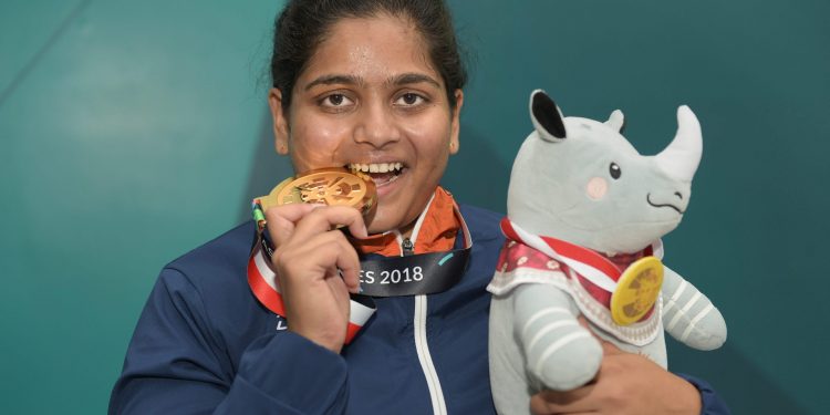 Rahi Sarnobat poses with her gold medal at Palembang, Wednesday