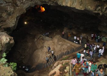 Borra caves