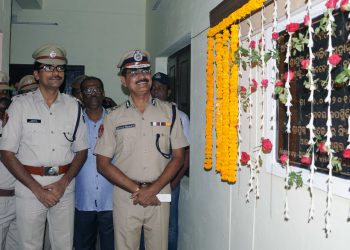 Bhubaneswar-Cuttack Police Commissioner Satyajit Mohanty inaugurating the barrack at Cuttack, Thursday