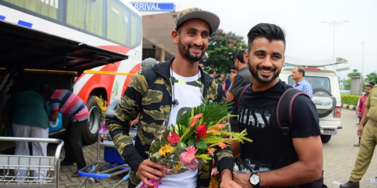 Indian hockey players Mandeep Singh (L) and Manpreet Singh pose for the shutterbugs at the BPIA, Sunday