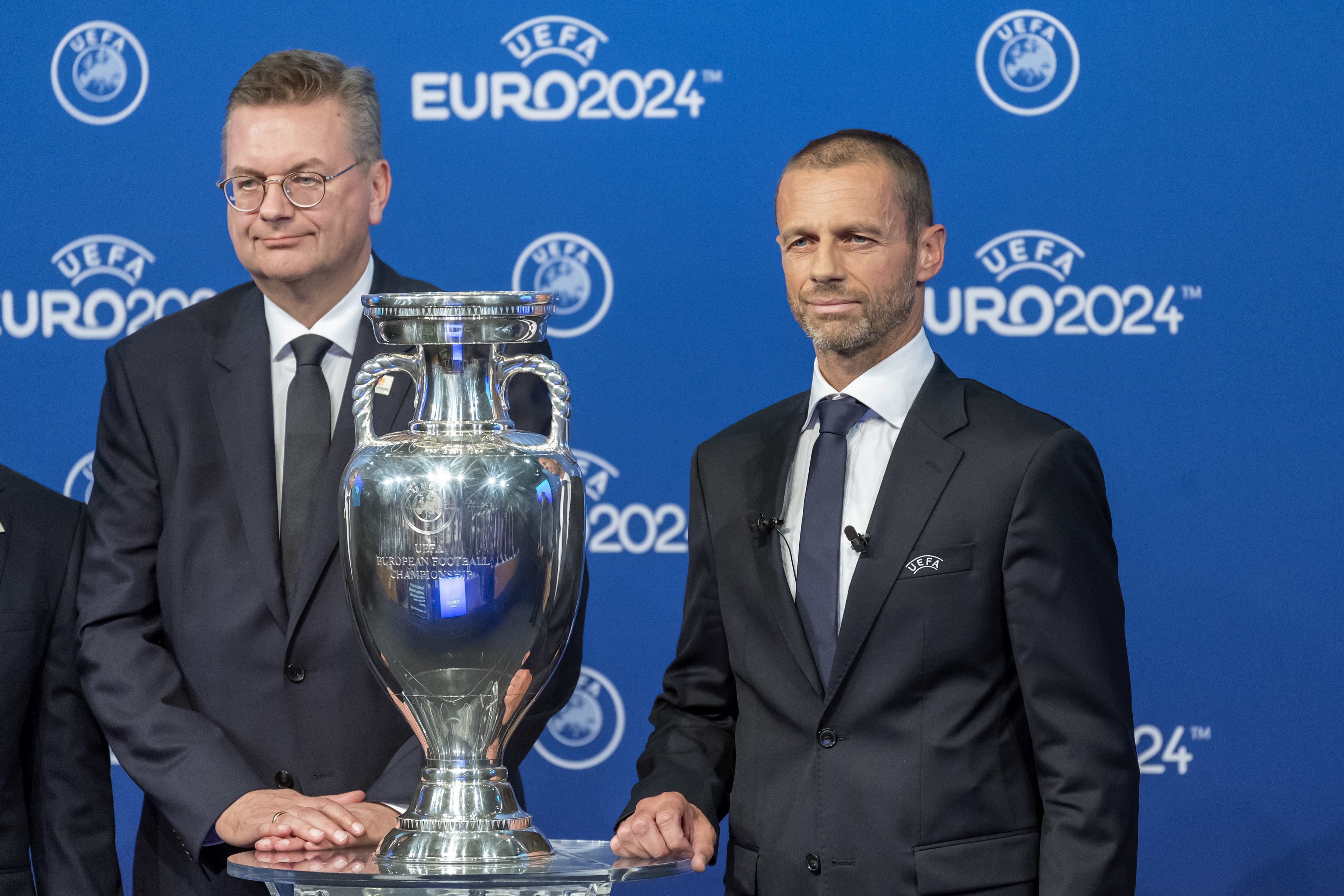 Уефа 2024 россия. Euro 2024. Euro 2024 Trophy. UEFA Euro 2024. UEFA Cup 2024.