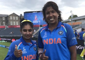 Mithali Raj (L) and Jhulan Goswami