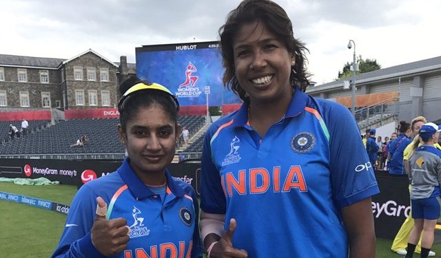 Mithali Raj (L) and Jhulan Goswami