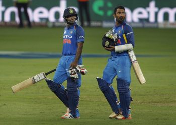 Ambati Rayudu (L) and Dinesh Karthik would be expecting to spend some time at the middle when India face Afghanistan, Tuesday