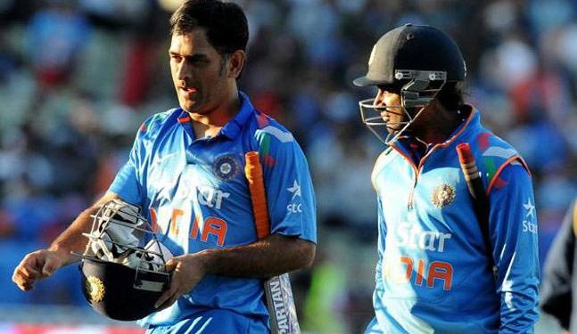 MS Dhoni (L) and Ambati Rayudu