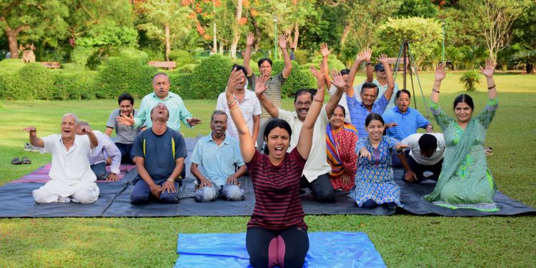 On the eve of world laughter day people participate in mass laughing at I G Park in bbsr thursday story (4)