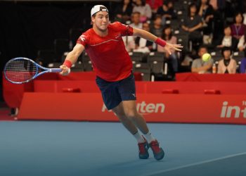 Jan-Lennard Struff in action during his match against Marin Cilic (not in picture) at Japan Open, Tuesday