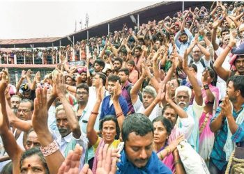 The police arrested people from Pathanamthitta - the district where the temple is located, Thiruvananthapuram, Kozhikode, Ernakulam and elsewhere.