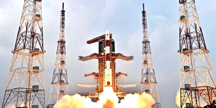 New York Times, in rare praise, hails India's space programme