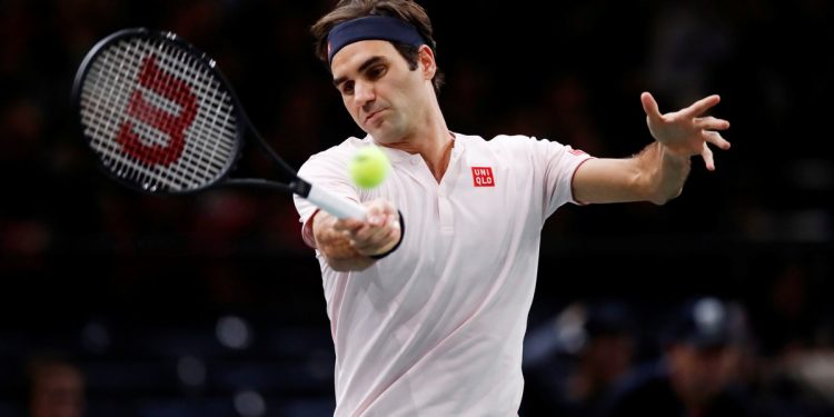 Roger Federer plays a forehand during his match against Fabio Fognini (not in pic), Thursday