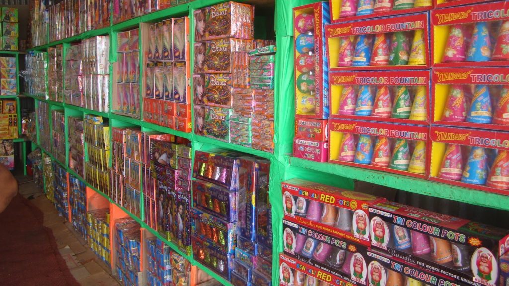 Delhi HC junks plea against absolute firecracker ban