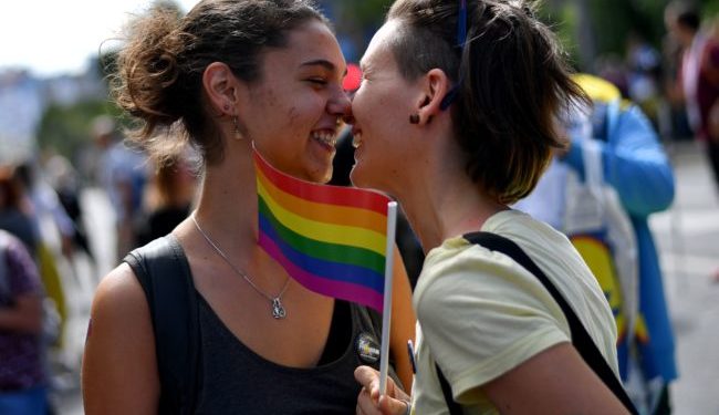 Trauma may up heart disease risk in lesbians, bisexual women