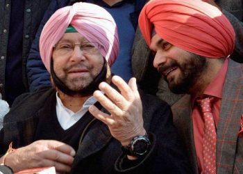 Punjab CM Amarinder Singh and Navjot Singh Sidhu. File pic