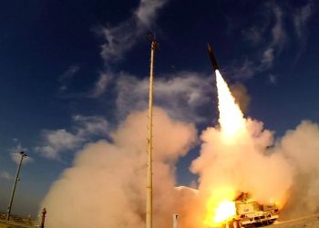 Illustrative: The Arrow 3 missile is launched from Palmachim air base in central Israel on December 10, 2015. (Defense Ministry, Syria)