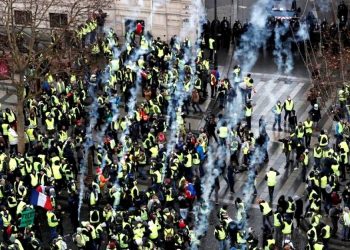 French PM seeks 'unity' as 'yellow vest' arrests cross 1,700