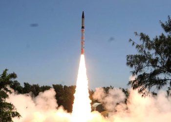 Successful launch of AGNI-IV from APJ Abdul Kalam Island off the Odisha coast