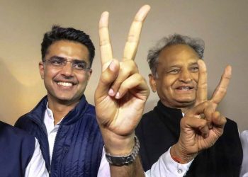 Former CM Ashok Gehlot and state unit president of Rajasthan, Sachin Pilot (L)