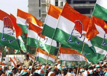 Congress leads in Rajasthan, trails in Telangana, stiff fight in MP