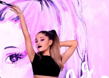 Ariana Grande, Pink champagne