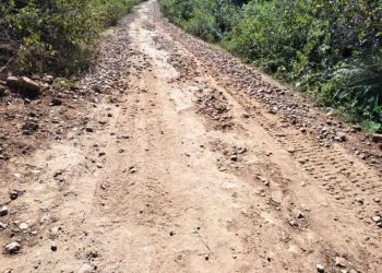 Villagers threaten poll boycott over bumpy road