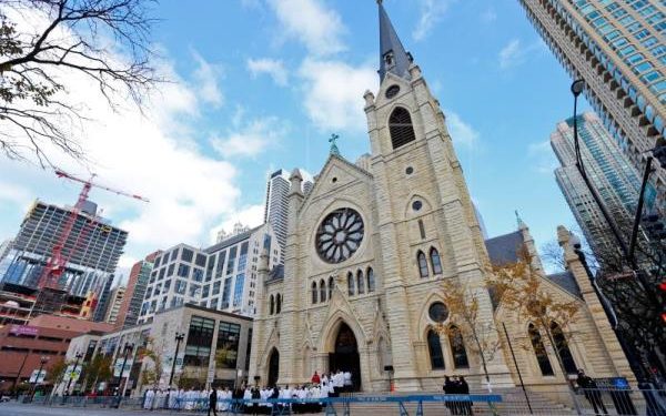 Priests arrive at the Holy Name Cathedral for the installation Mass of Archbishop Blase J. Cupich in Chicago, Illinois, USA, 18 November 2014. Cupich become the ninth Archbishop of Chicago succeeding retiring Cardinal Francis George (Agencies)