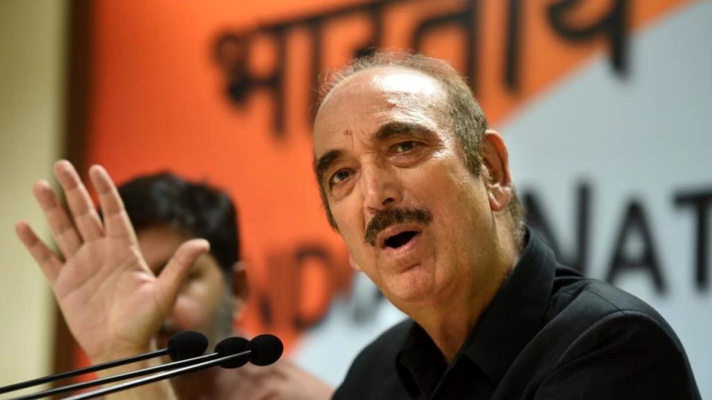 Rahul 'mismanaged' Himanta episode, Sonia didn't assert herself: Azad in memoir