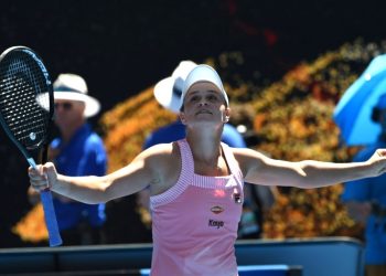 Australia's Ashleigh Barty brought Maria Sharapova's drive to win a first Grand Slam since the 2014 French Open to a grinding halt 4-6, 6-1, 6-4 (AFP)