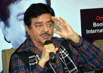 Actor-turned-politician Shatrughan Sinha (FILE PHOTO)