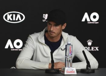 Britain's Andy Murray has to decide over the next week whether to battle on through the pain for an emotional farewell at Wimbledon or undergo major surgery knowing it may mean he can never play tennis again (AFP)