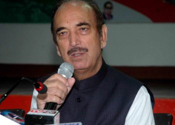 Ghulam Nabi Azad blames Rahul, party destroyed as non-serious person