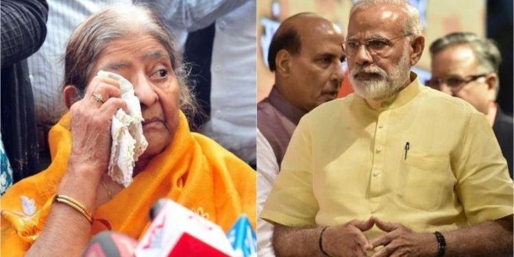 The Supreme Court Tuesday said it would hear a plea by Zakia Jafri, challenging the SIT's clean chit to then Gujarat chief minister Narendra Modi (L)