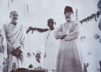 Mohandas Karamchand Gandhi with Jawaharlal Nehru. Khan Abdul Gaffar Khan. Sardar Patel and Maulana Abul Kalam Azad at the A.I.C.C. meeting. Delhi. (AFP/Getty Images)