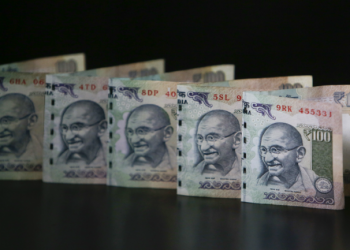 Rupee opened flat at 69.58 vs USD in early trade