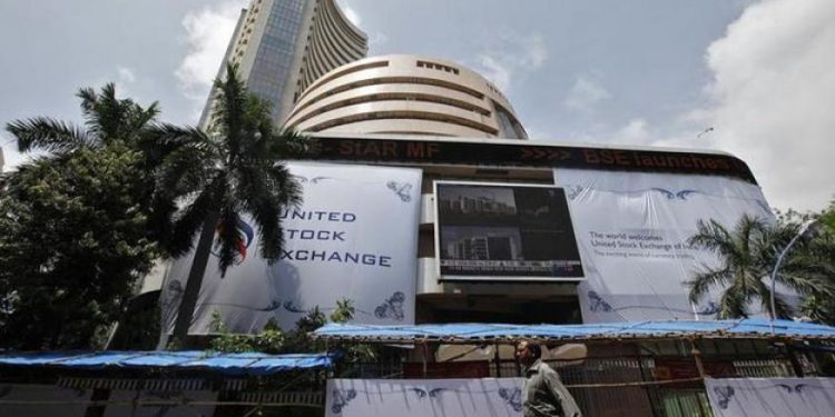 Sensex, Nifty further gains in early trade