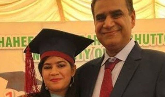Suman Bodani with her father