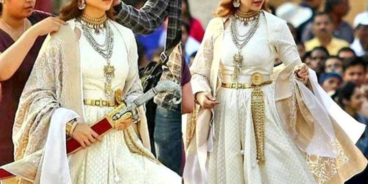 In the sets of "Manikarnika: The Queen of Jhansi"