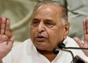 Mulayam Singh Yadav to be cremated Tuesday in Saifai